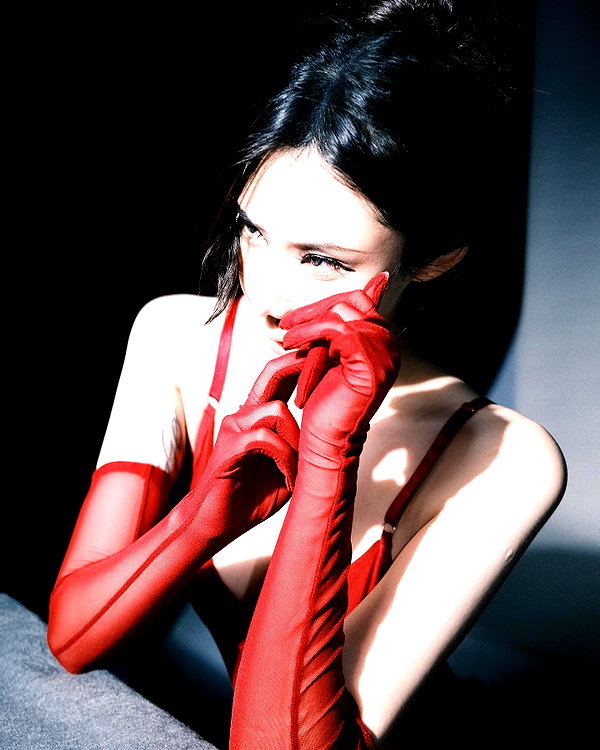 maymay_hitomi instagram image archive image