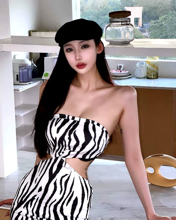 maymay_hitomi instagram image archive image