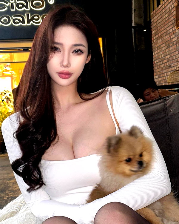 maymay_hitomi instagram image archive image
