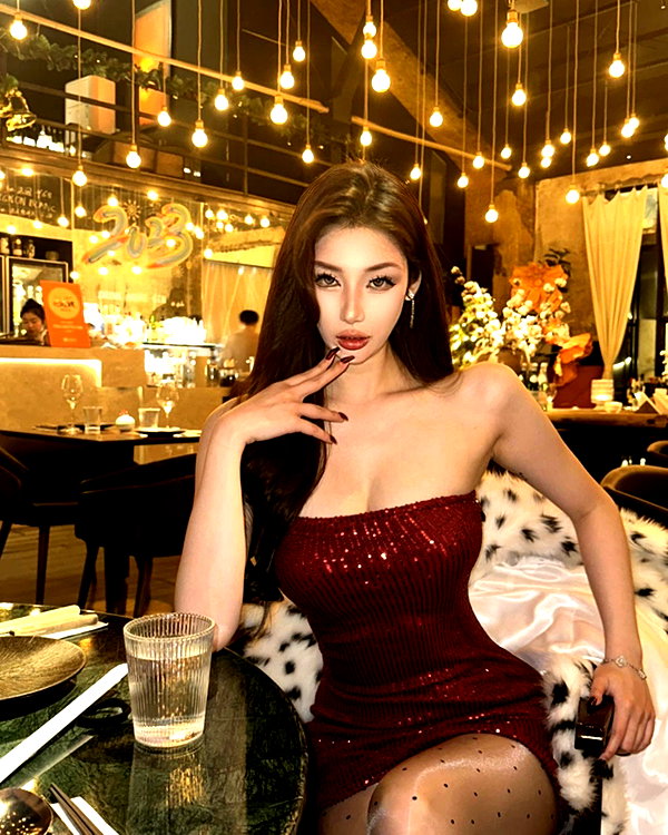 maymay_hitomi instagram image archive image