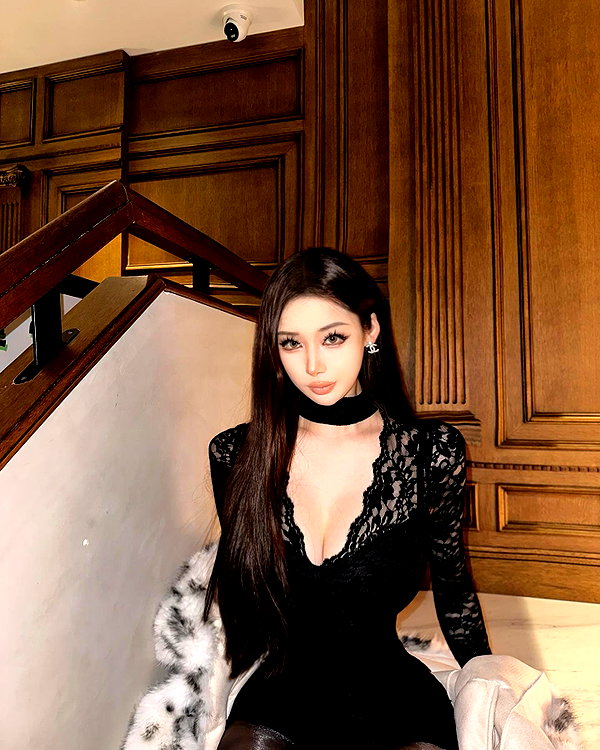 maymay_hitomi instagram image archive image