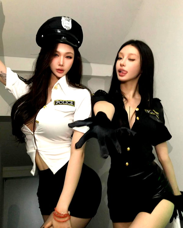 maymay_hitomi instagram image archive image