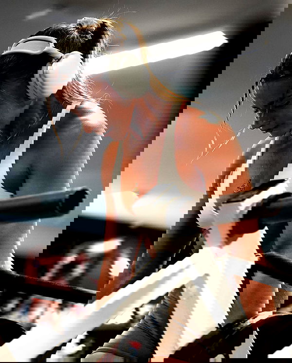 meelahrobbins image ~ Altpins