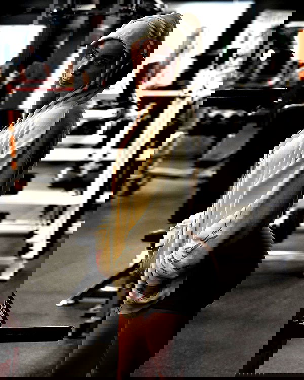 meelahrobbins image ~ Altpins