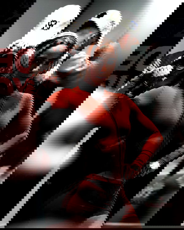 meelahrobbins image ~ Altpins