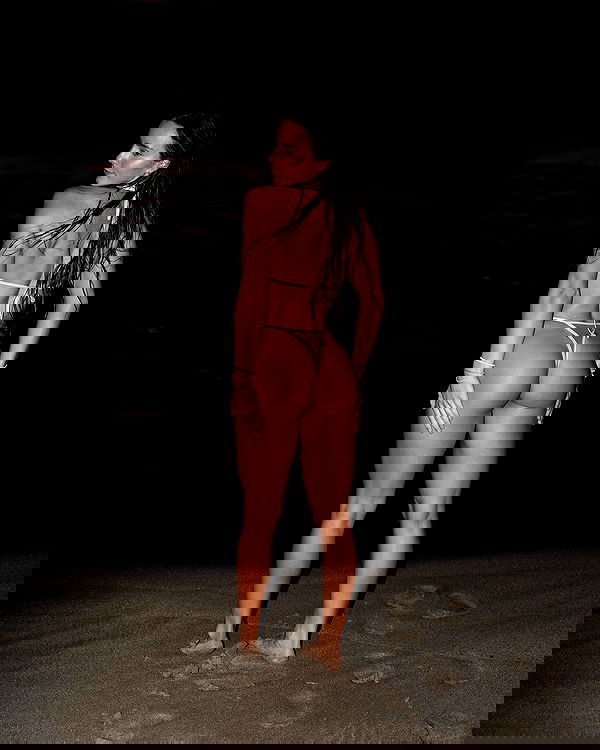 meelahrobbins image ~ Altpins