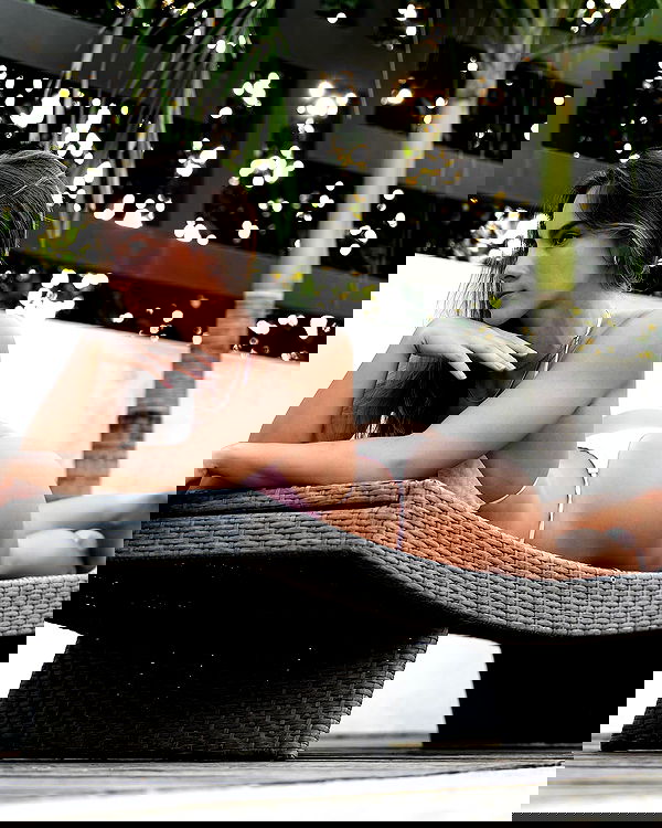 meelahrobbins image ~ Altpins