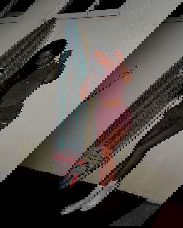 meelahrobbins image ~ Altpins