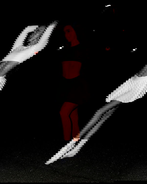 meelahrobbins image ~ Altpins