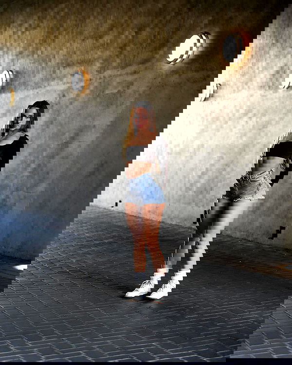 meelahrobbins image ~ Altpins