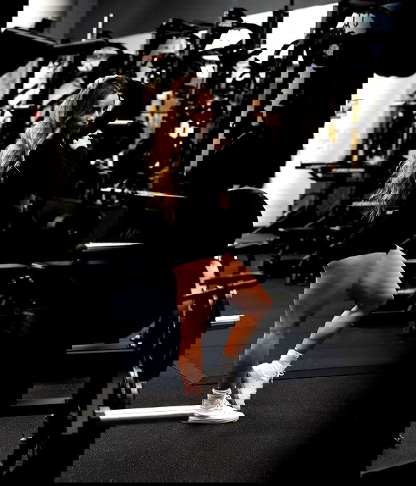 meelahrobbins image ~ Altpins