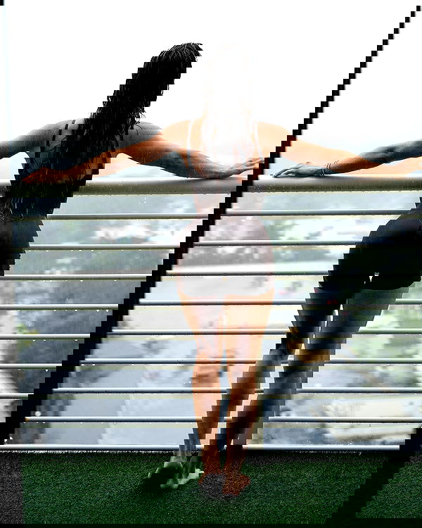 meelahrobbins image ~ Altpins