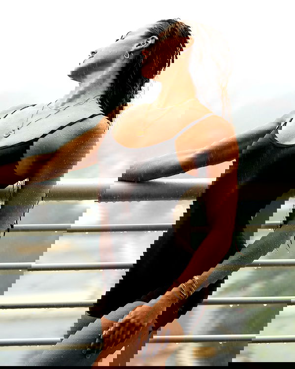 meelahrobbins image ~ Altpins