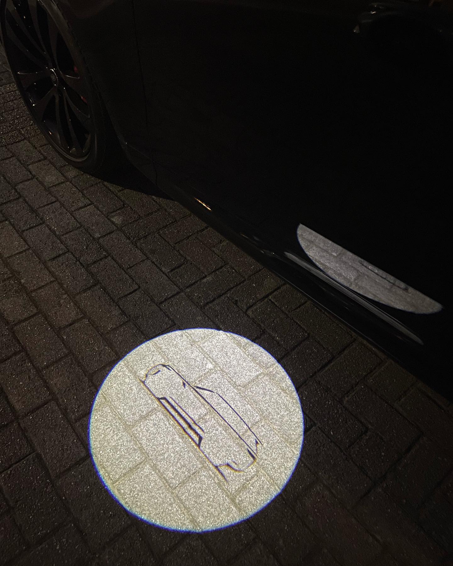 meikeae instagram image archive image