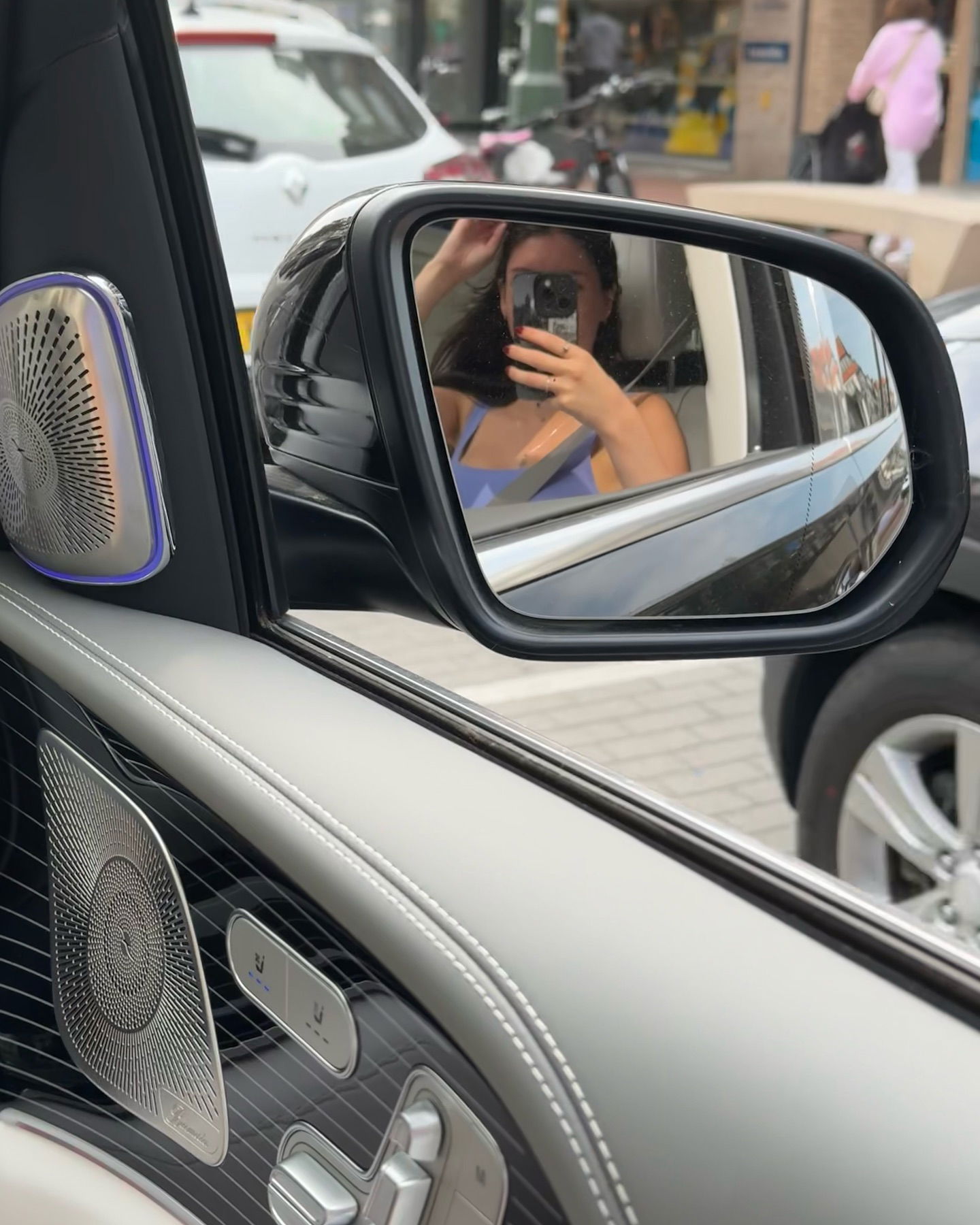 meikeae instagram image archive image