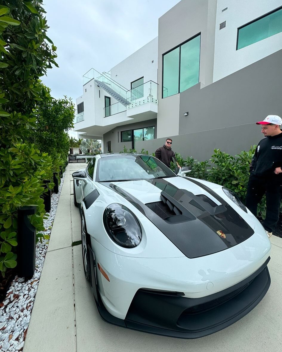 meikeae instagram image archive image