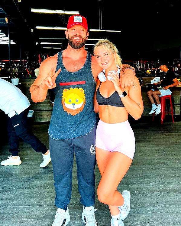 mellymfit instagram image archive image