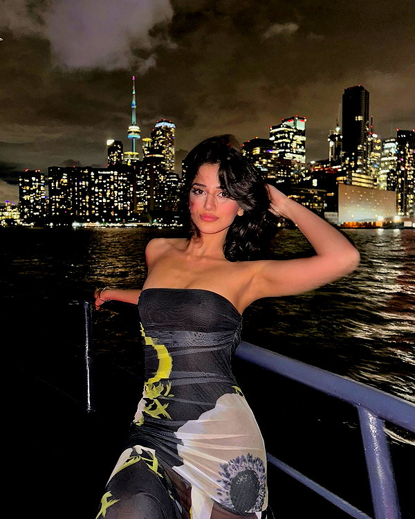 melodyoz instagram image archive image