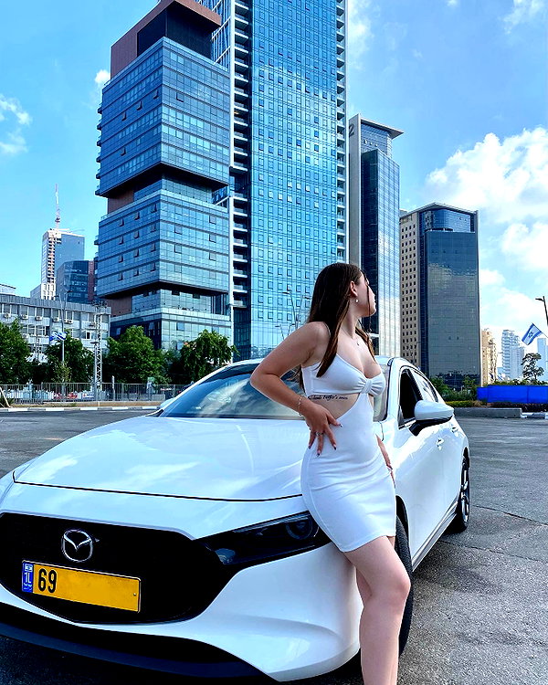 michelleloven_ instagram image archive image