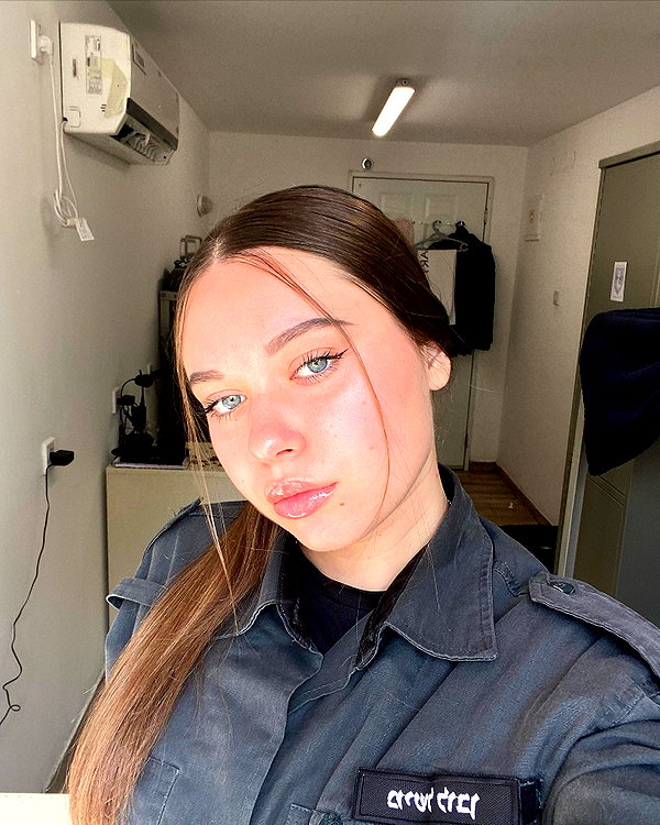michelleloven_ instagram image archive image