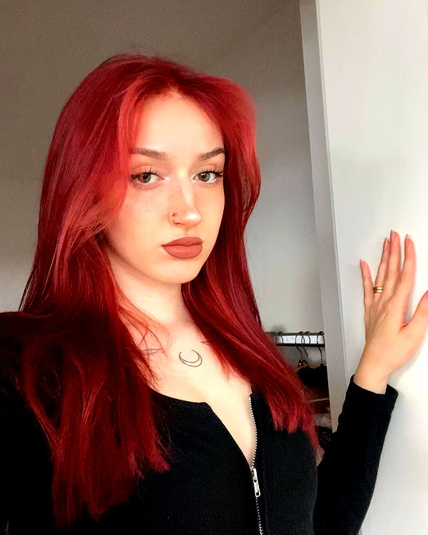 mikaya.mia instagram image archive image