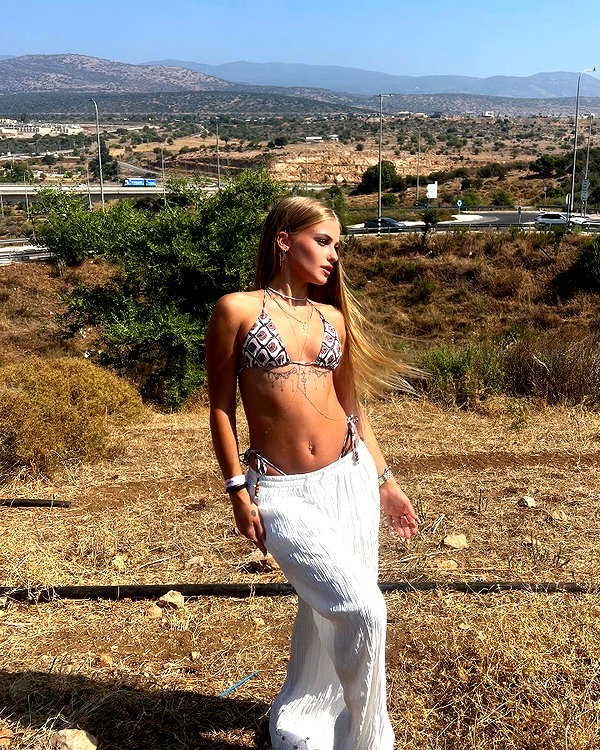 milena.chorni instagram image archive image