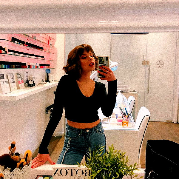 milena_kofef instagram image archive image