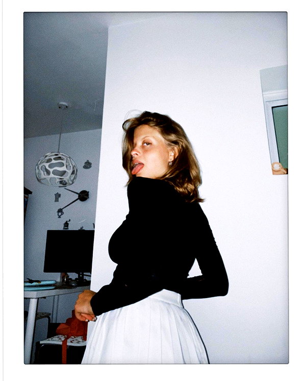 milena_kofef instagram image archive image
