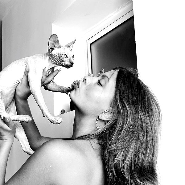 milena_kofef instagram image archive image