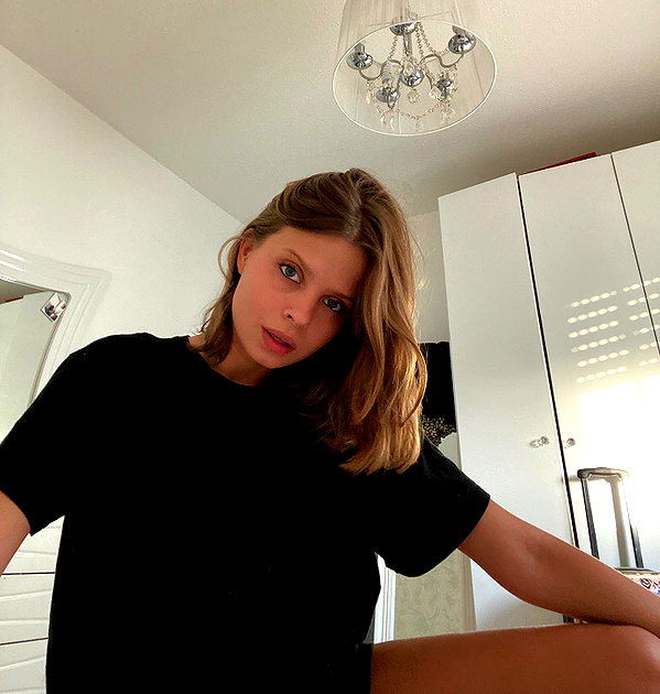milena_kofef instagram image archive image