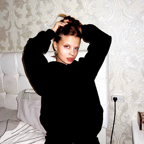 milena_kofef instagram image archive image