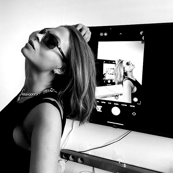 milena_kofef instagram image archive image