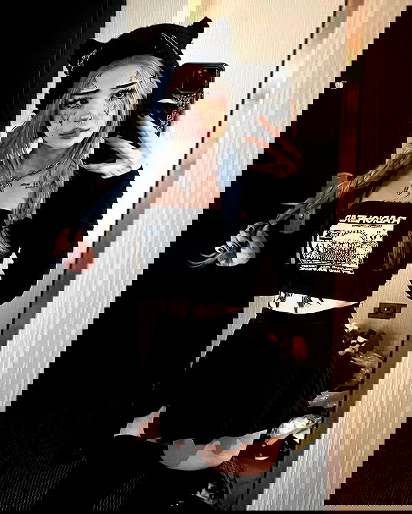 milkgore milkgore archive image