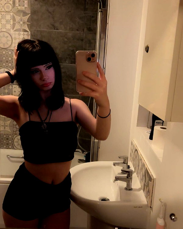milkiichann instagram image archive image