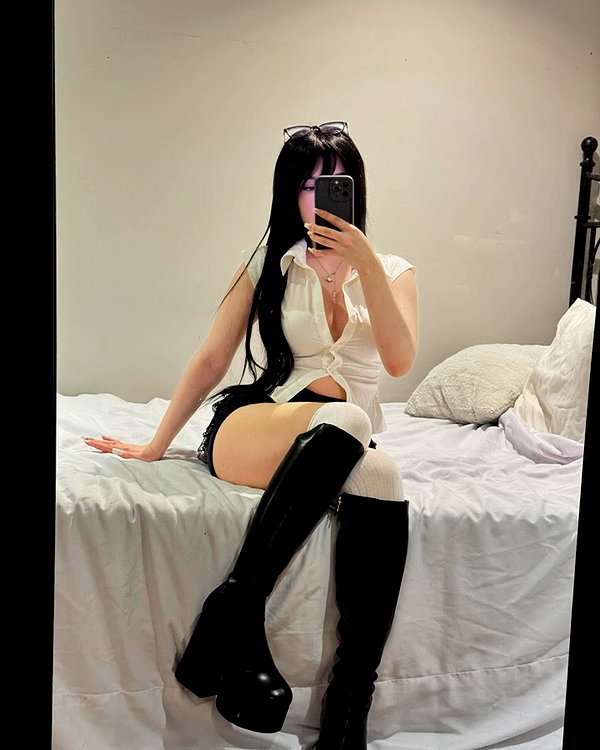 minenmi_ instagram image archive image