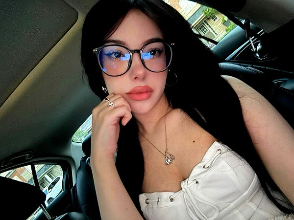 minenmi_ instagram image archive image