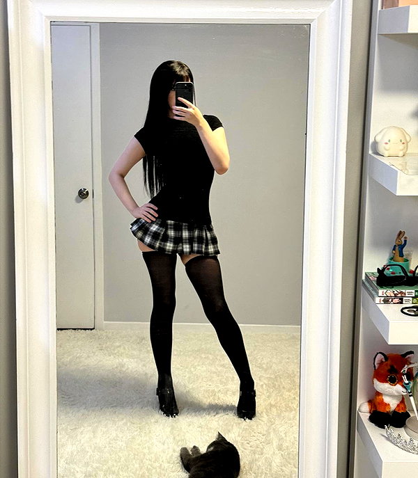 minenmi_ instagram image archive image