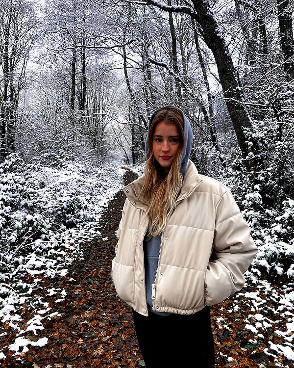 mira.004 instagram image archive image