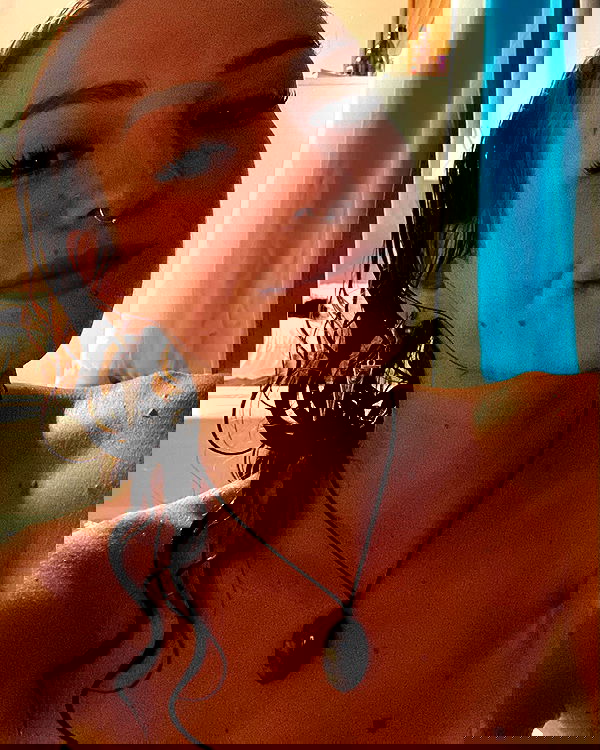 mishel116 mishel116 archive image