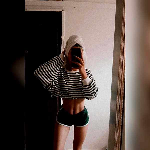 miss_insta_x.18 instagram image archive image
