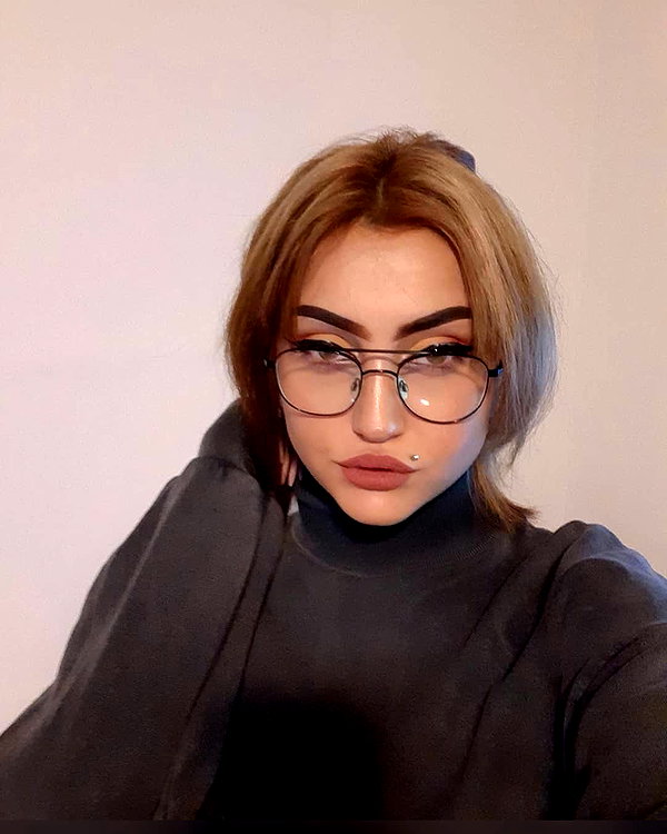 miss_insta_x.18 instagram image archive image