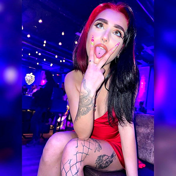 miss_insta_x.18 instagram image archive image