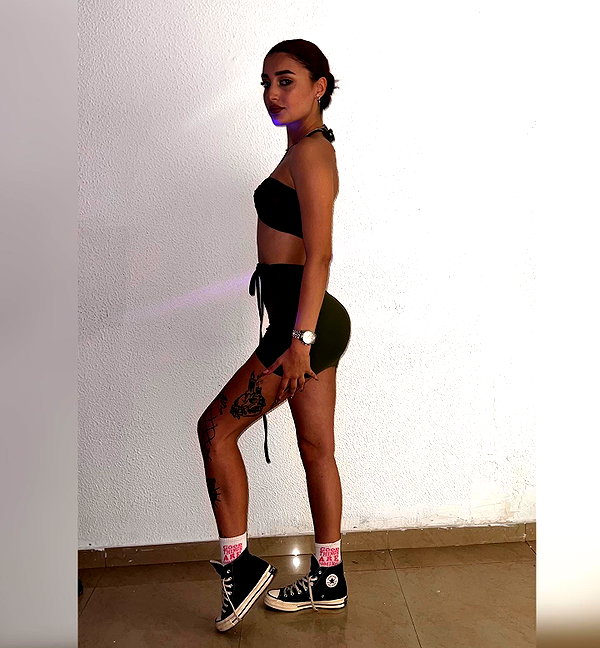 miss_insta_x.18 instagram image archive image