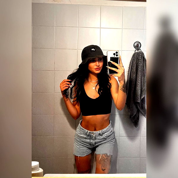 miss_insta_x.18 instagram image archive image