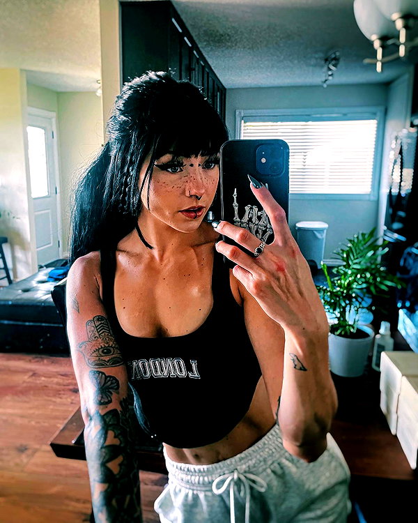 morguemuscle instagram image archive image