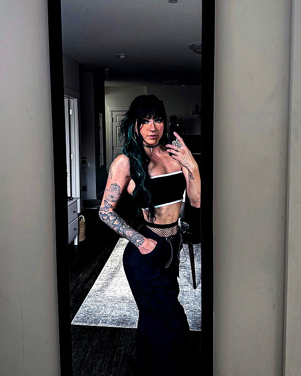 morguemuscle instagram image archive image