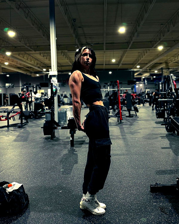 morguemuscle instagram image archive image