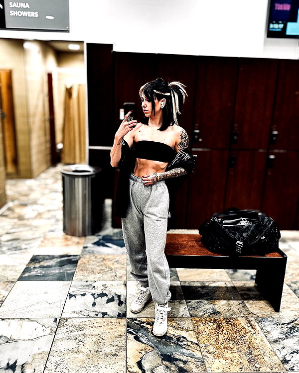 morguemuscle instagram image archive image
