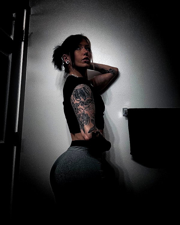 morguemuscle instagram image archive image