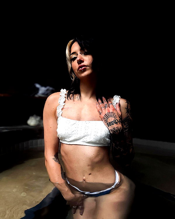 morguemuscle instagram image archive image